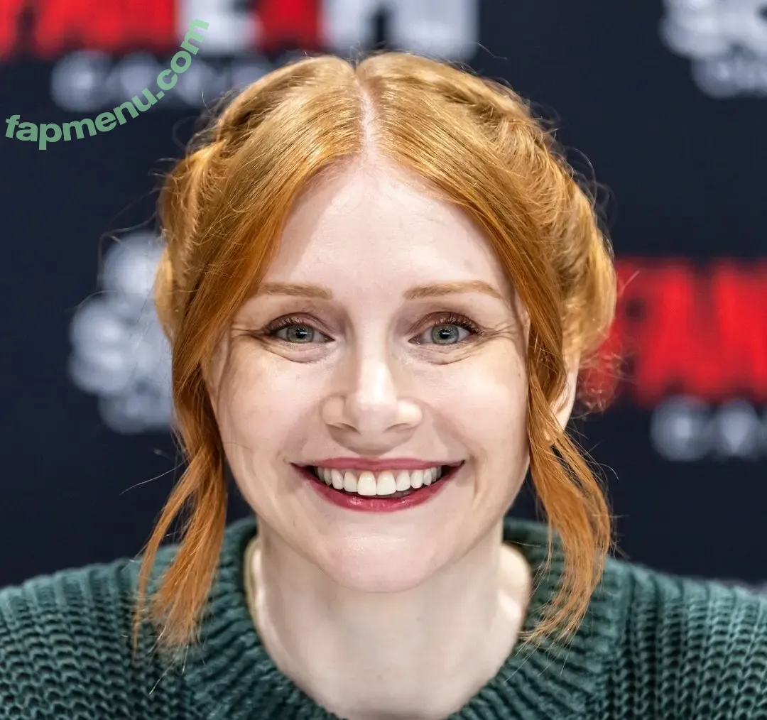 Bryce Dallas Howard nude photo #1034 (bryce_dallas_howard / brycedhoward)