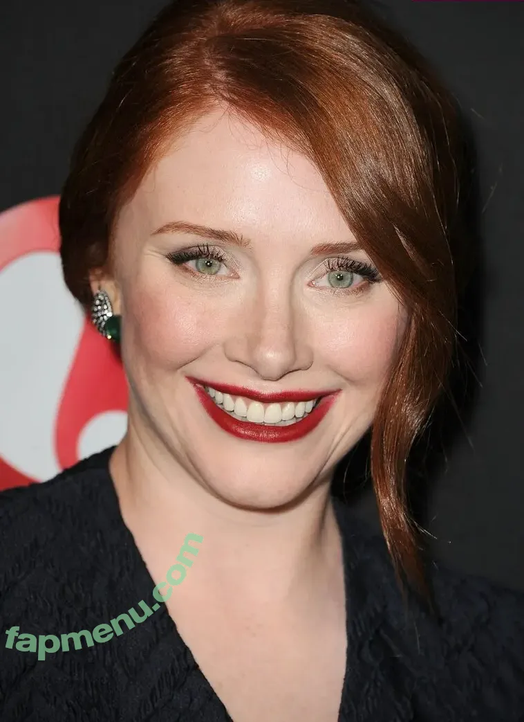 Bryce Dallas Howard nude photo #1048 (brycedhoward)