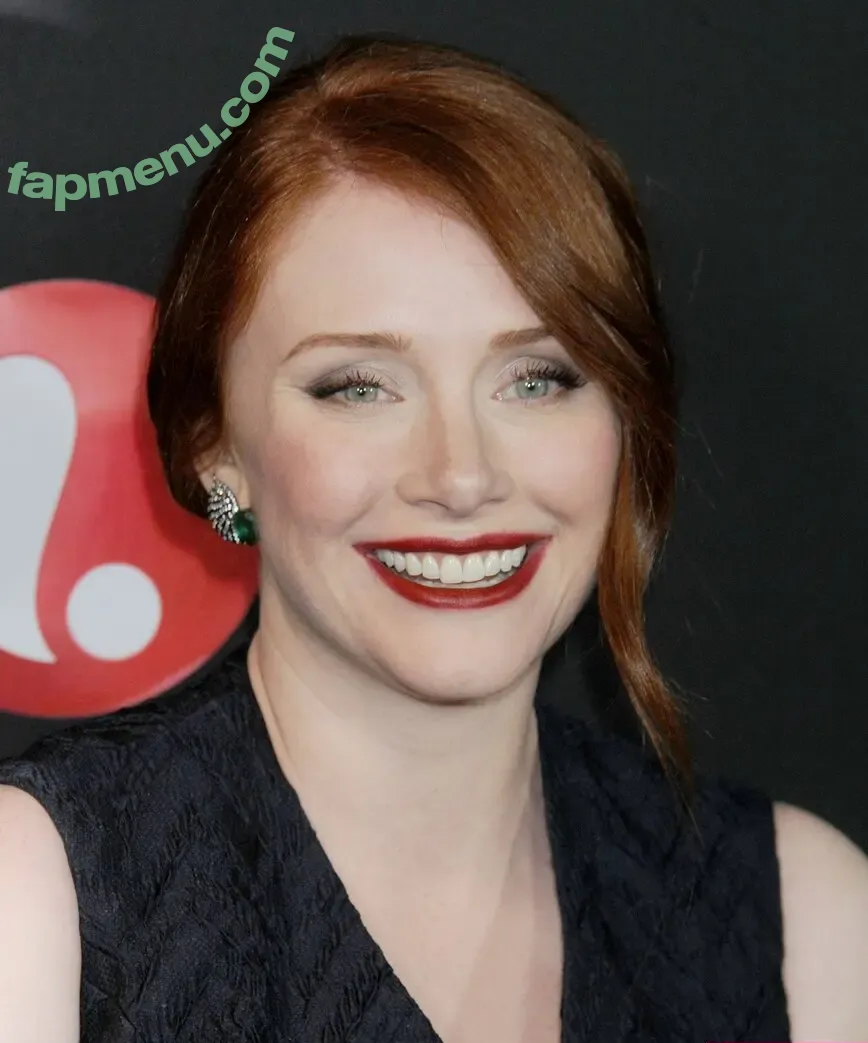 Bryce Dallas Howard nude photo #1050 (brycedhoward)