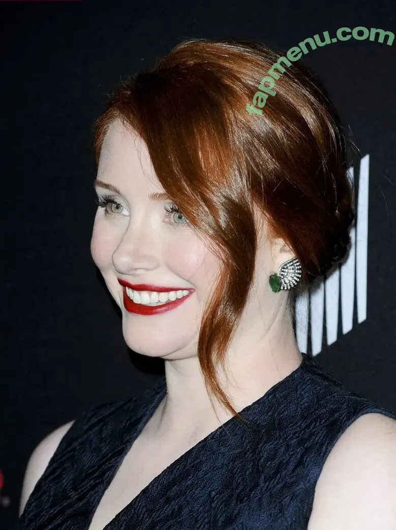 Bryce Dallas Howard nude photo #1056 (brycedhoward)