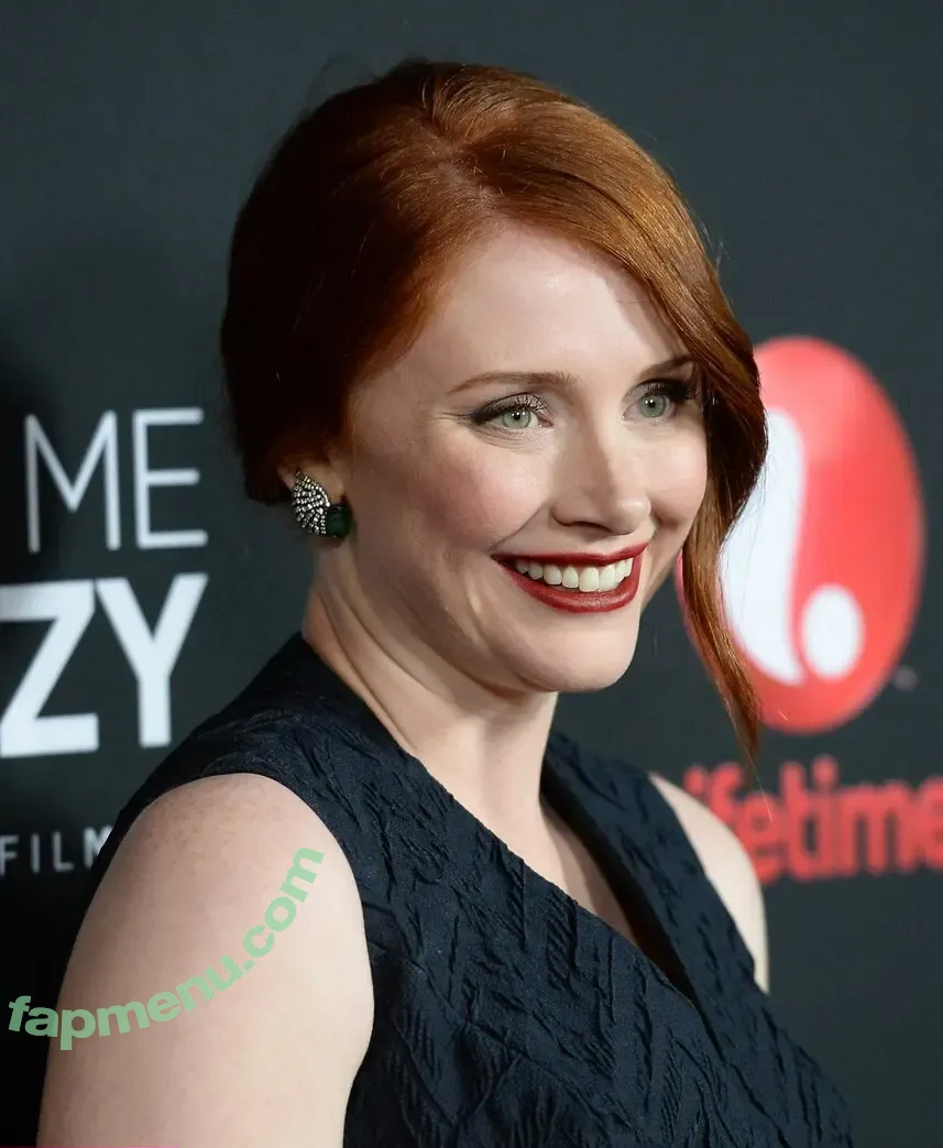 Bryce Dallas Howard nude photo #1058 (brycedhoward)