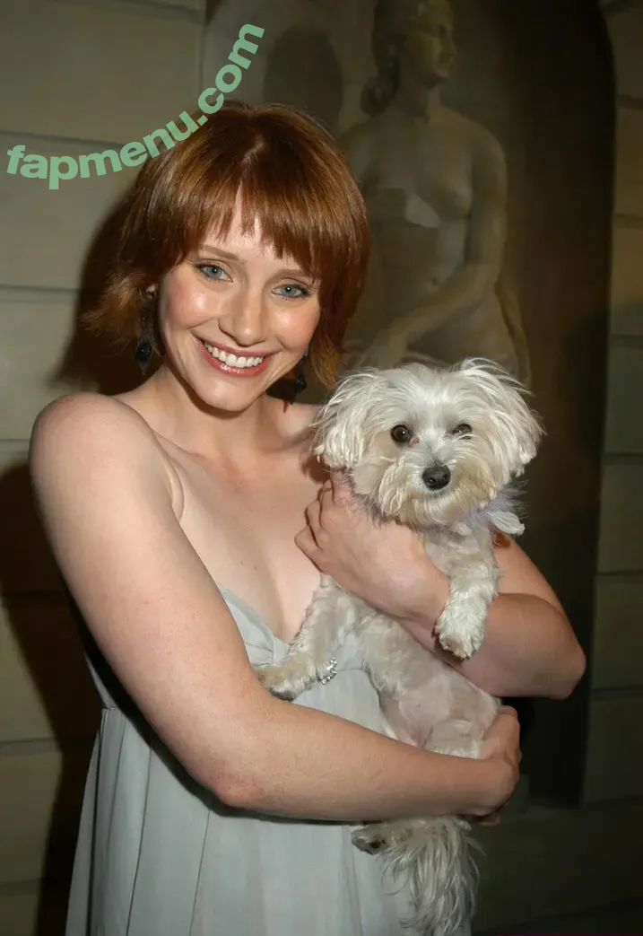 Bryce Dallas Howard nude photo #1087 (brycedhoward)