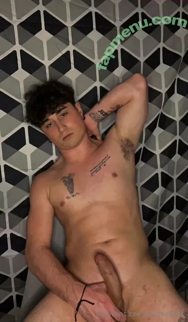 bryceelliott nude photo #0018 (bryceelliott14)