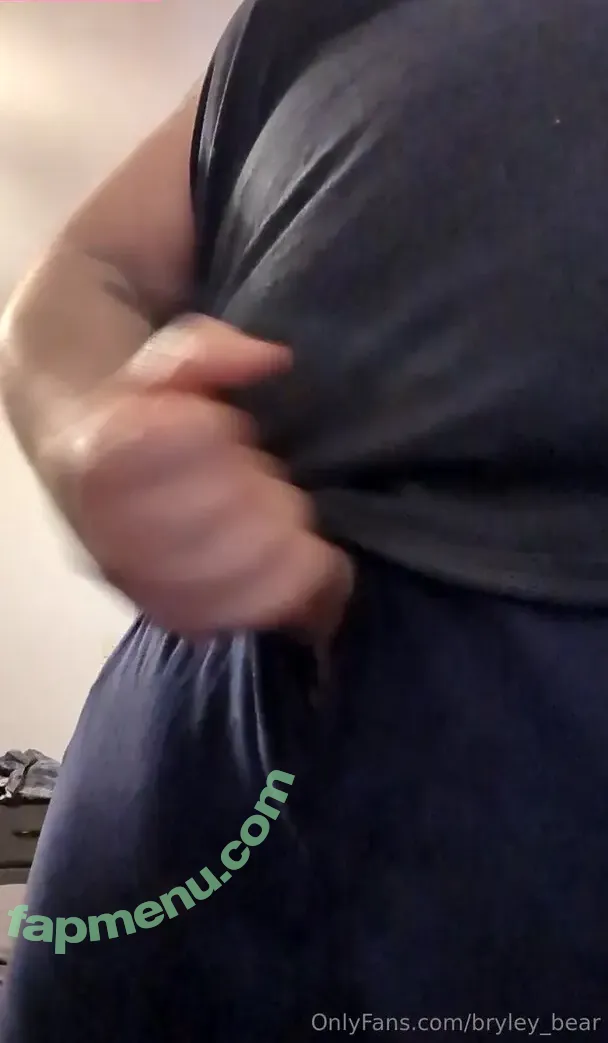 bryley_bear nude photo #0002 (the_brylee_bear)