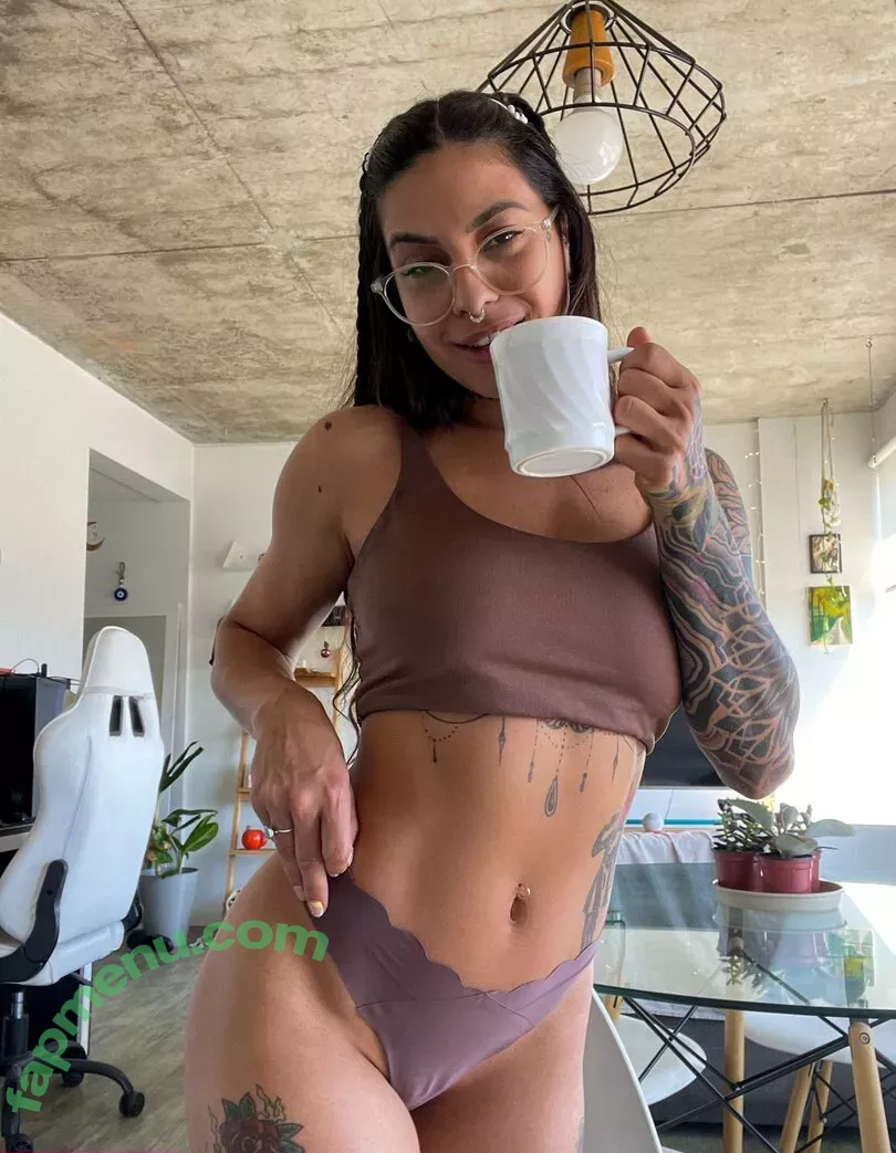 Brypunky nude photo #0146 (brylovescoffee)