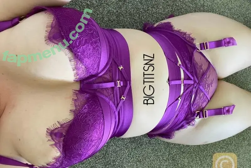 BTNZ nude photo #0007 (bigtitsnz / bt_nz)