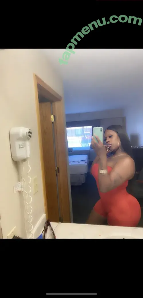 Bubbleazzasia nude photo #0011 (shadayvixxen)
