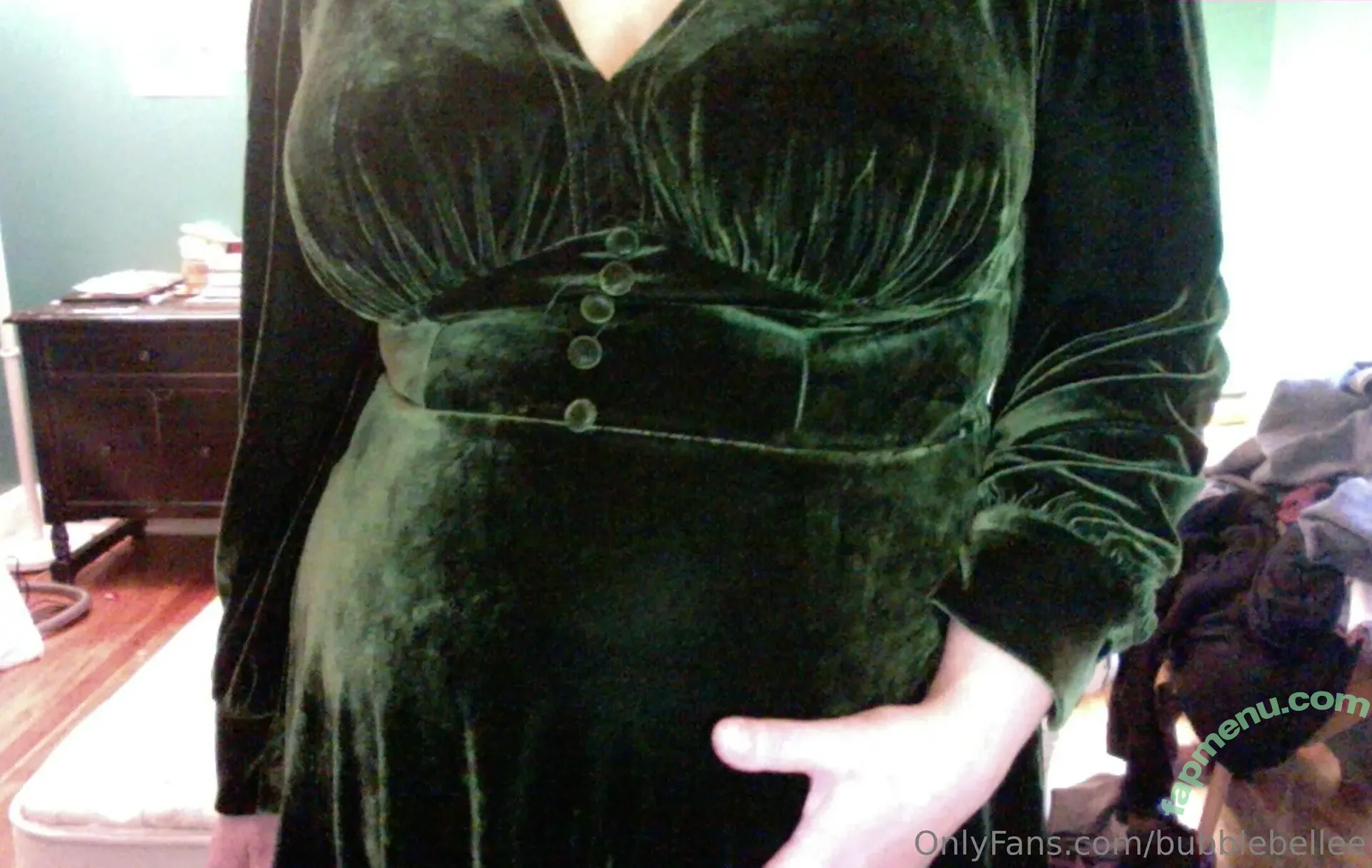 bubblebellee nude photo #0003 (bubblebellee)