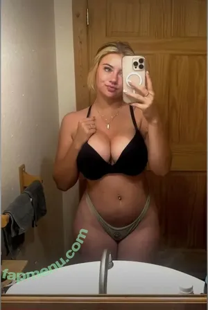 Bubblebunny4k / Bubble Bunny / x_bubblebunny_x nude photo #0052