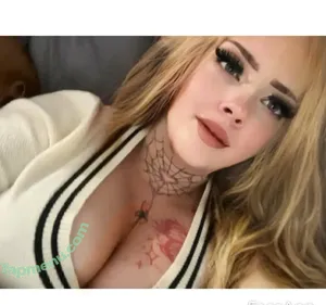  nude photo #0001
