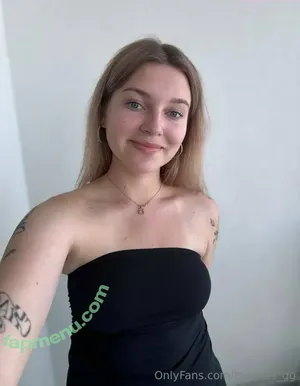  nude photo #0009