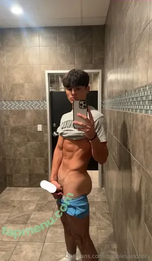  nude photo #0005