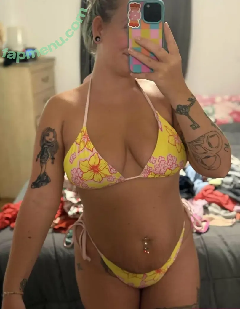 bubbleslutxo nude photo #0057 (the1realbubbles)