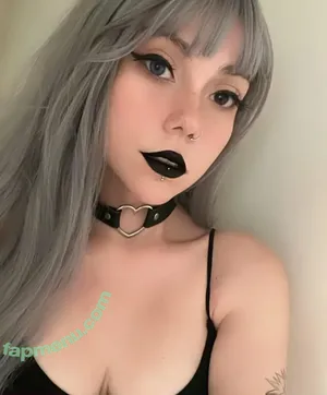  nude photo #0001