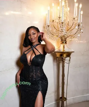 buciie_m / buciie / busisiwe mlangeni nude photo #0006