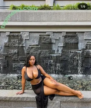 buciie_m / buciie / busisiwe mlangeni nude photo #0011