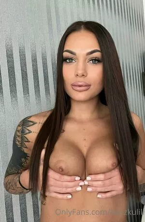 buczkulili / LiliBuczku / kaique_buciolli nude photo #0072
