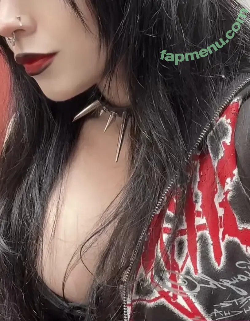 BuffGothMom nude photo #0010 (xohmygoth)