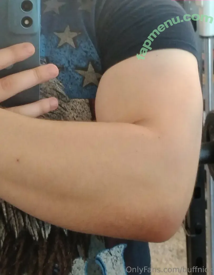 buffnick nude photo #0011 (buffchickens)