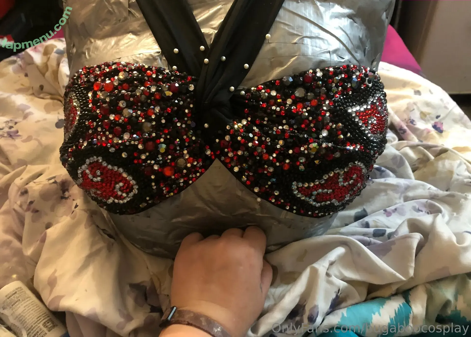 bugaboocosplay nude photo #0018 (redbugaboo)