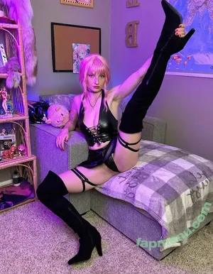 bugsandhugs666 / brookebratt / ethereallovebug / etherreallovebug nude photo #0427