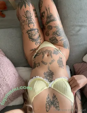  nude photo #0002