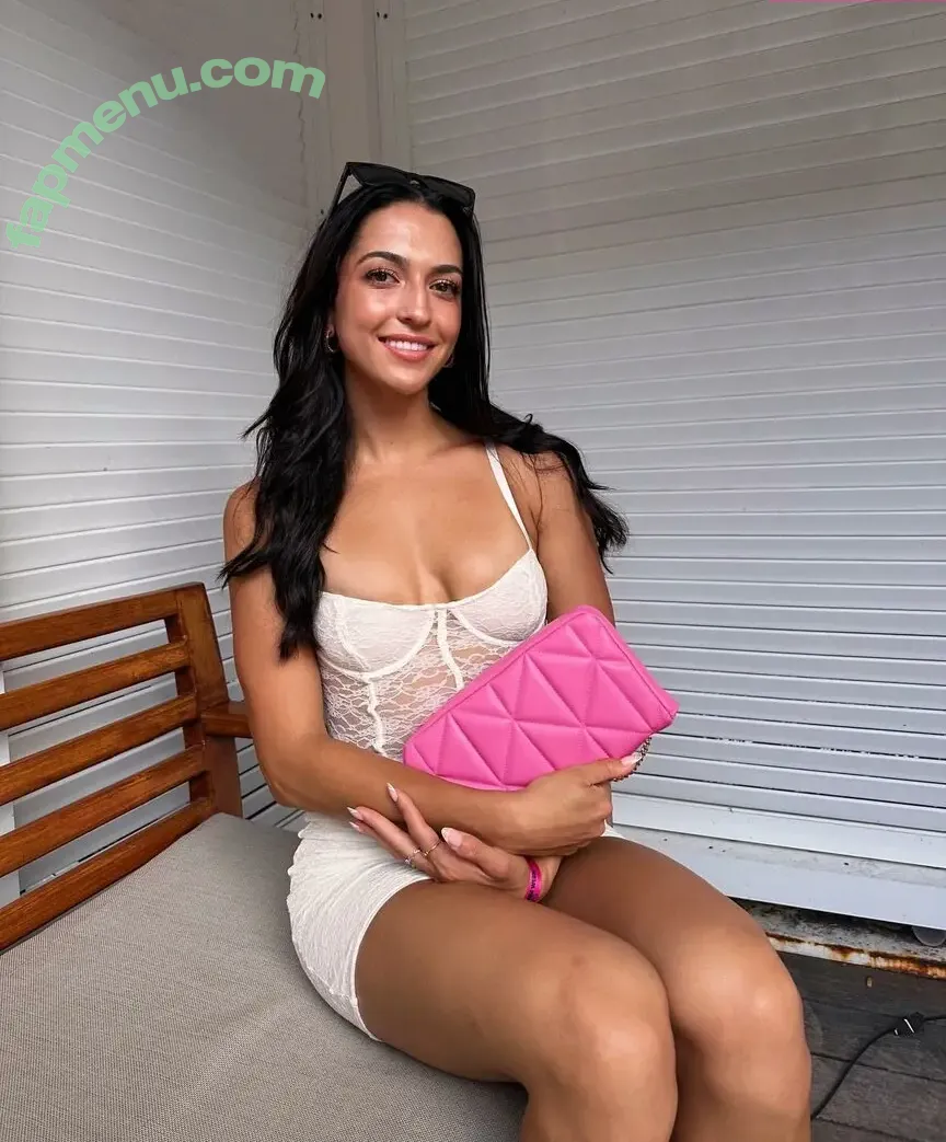 builtbybells nude photo #0016 (bellabumzy / builtbybellls)