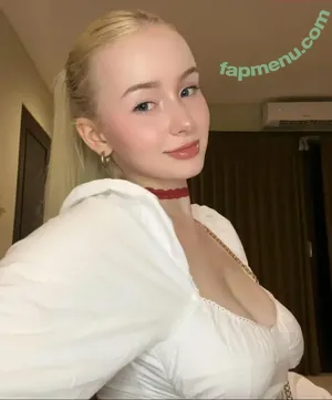 Bulebarbie_official / Dasha Gartman nude photo #0049