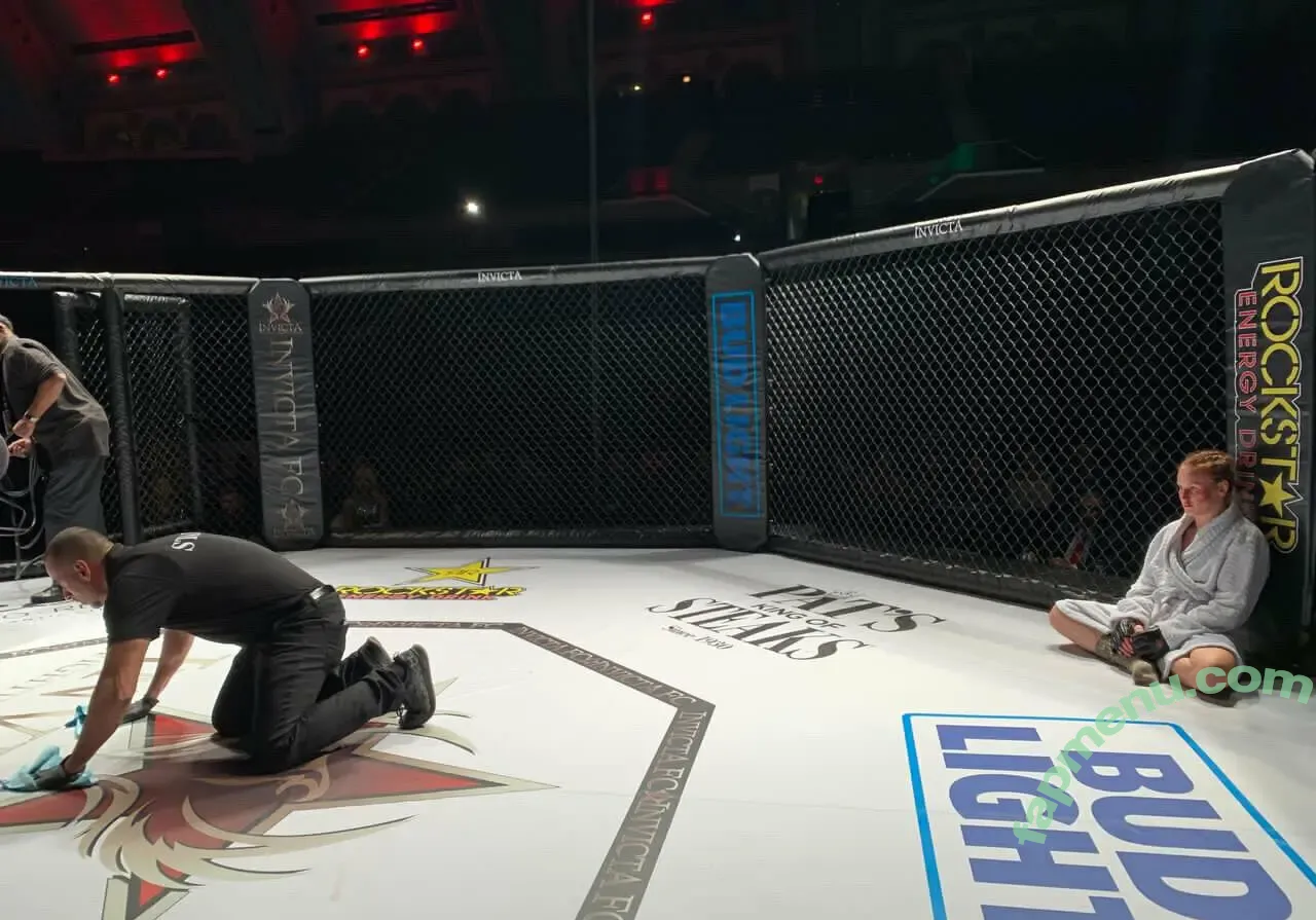 bulletvalentina nude photo #0149 (bulletvalentina)