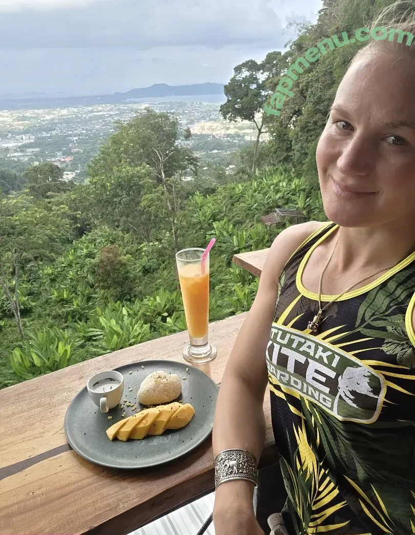 bulletvalentina nude photo #0190 (bulletvalentina)