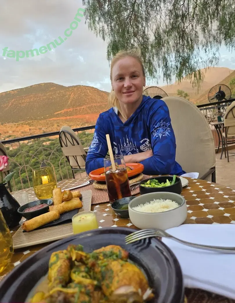 bulletvalentina nude photo #0237 (bulletvalentina)