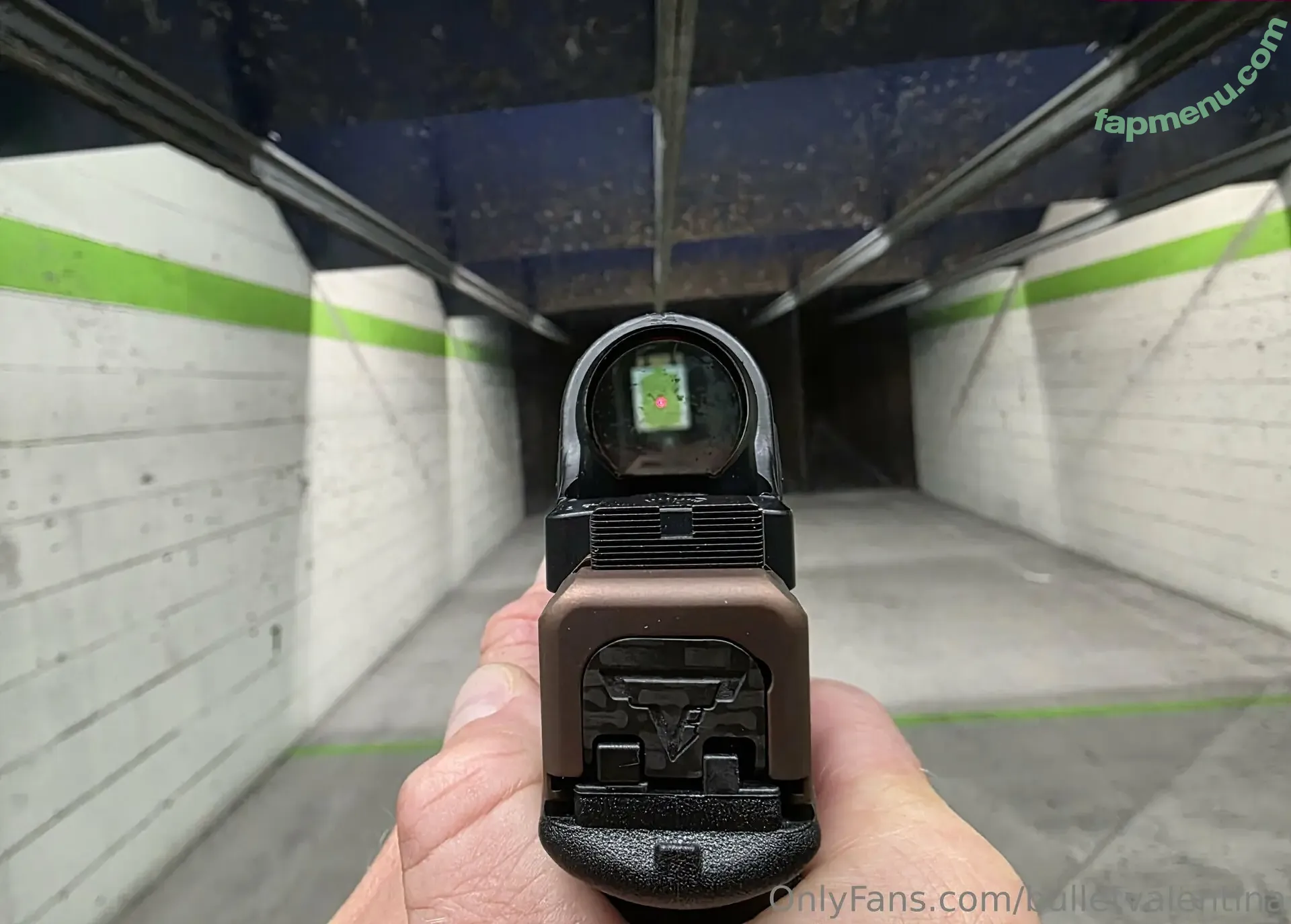 bulletvalentina nude photo #0296 (bulletvalentina)