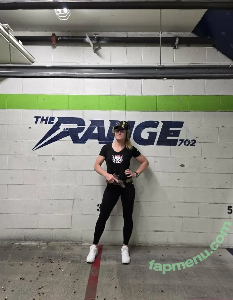 bulletvalentina nude photo #0297 (bulletvalentina)