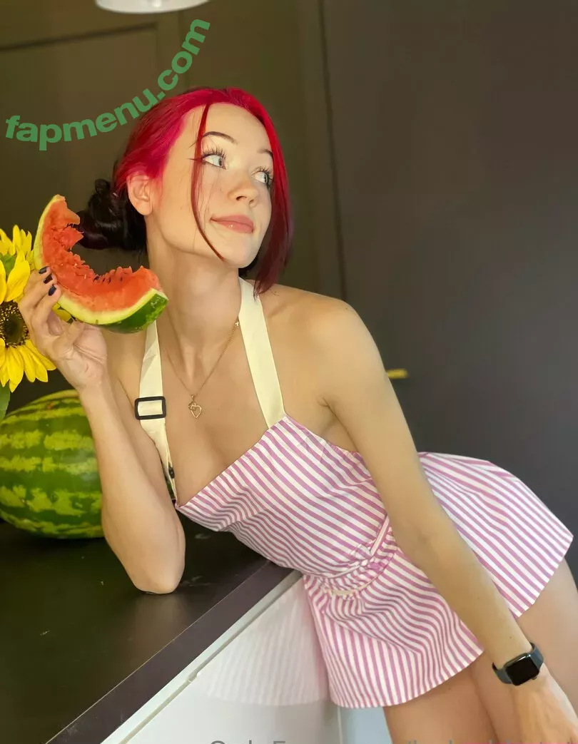 bulochkatyt nude photo #0007 (bulochkatyt)