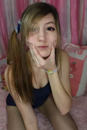 Bunimilk / Valslittleblog / Valsweetz nude photo #0050