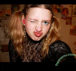 bunni.b.bendi / cw nude photo #0071