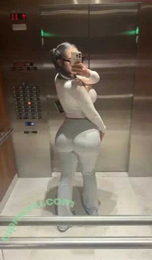 Bunni emmie / bunni.emmie nude photo #0306