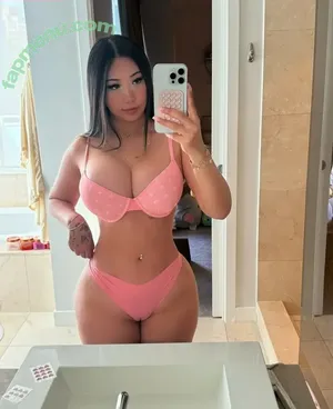 Bunni emmie / bunni.emmie nude photo #0337