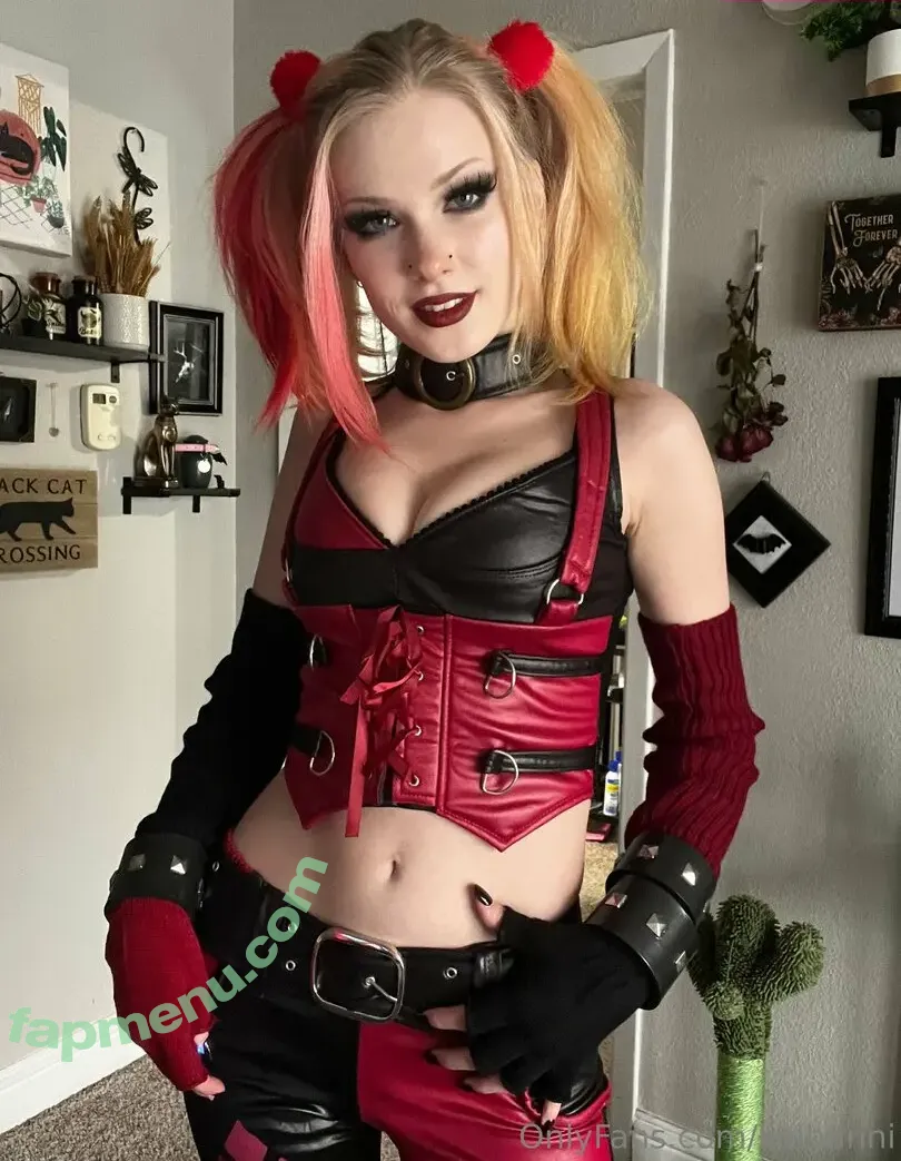 Bunni Lynn nude photo #0560 (KoiBunni / SpookBunni)