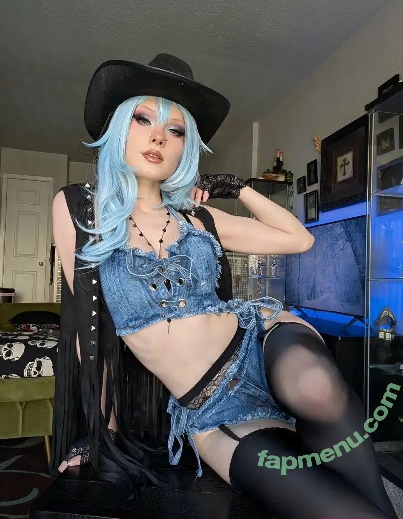 Bunni Lynn nude photo #1031 (KoiBunni / SpookBunni)