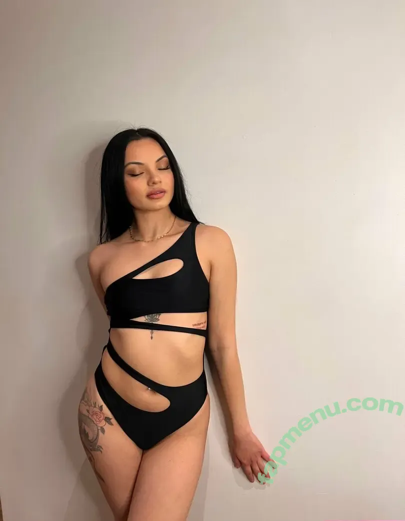 bunniasian nude photo #0006 (bunni.emmie)