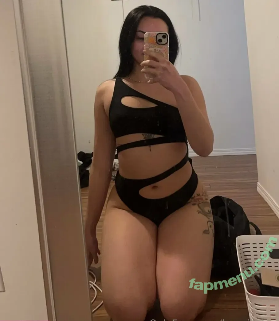bunniasian nude photo #0018 (bunni.emmie)