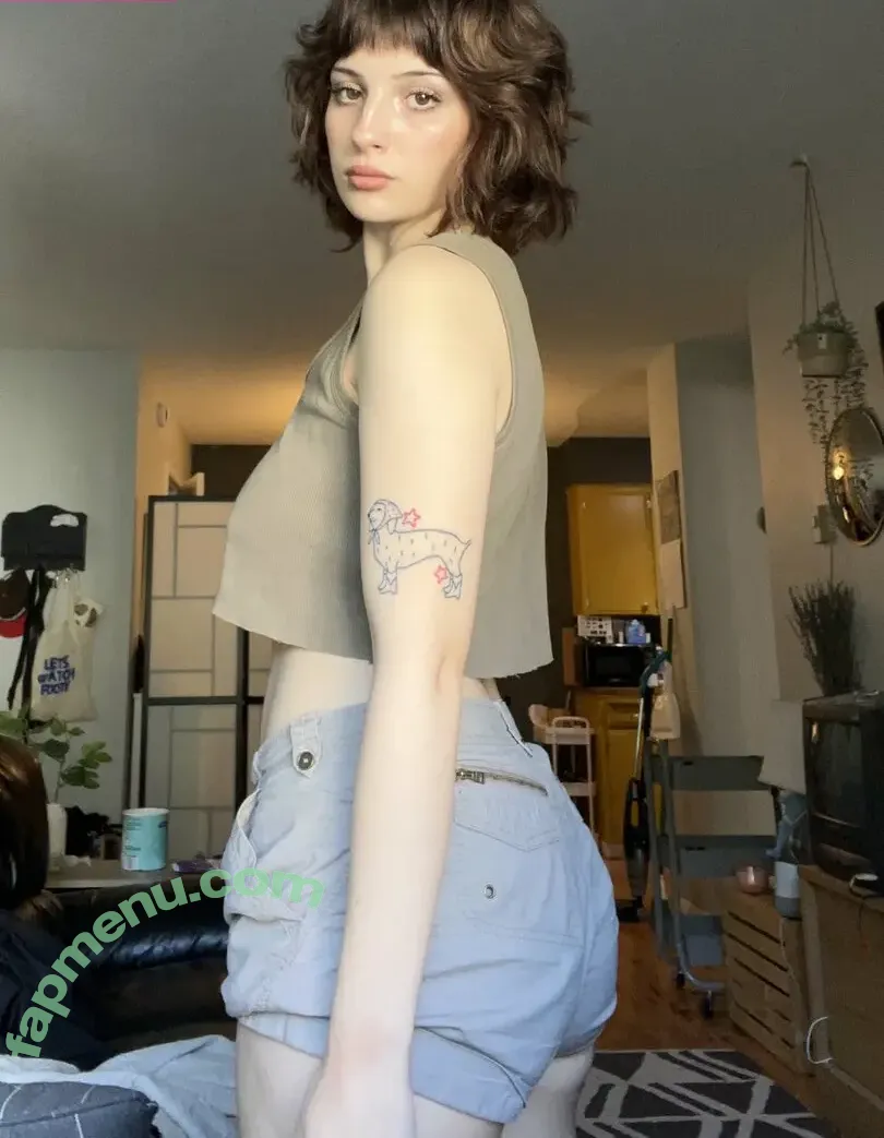 bunnilexi nude photo #0019 (bunni.emmie / bunni.lexiii / bunni_lexi / theofficialbugz)