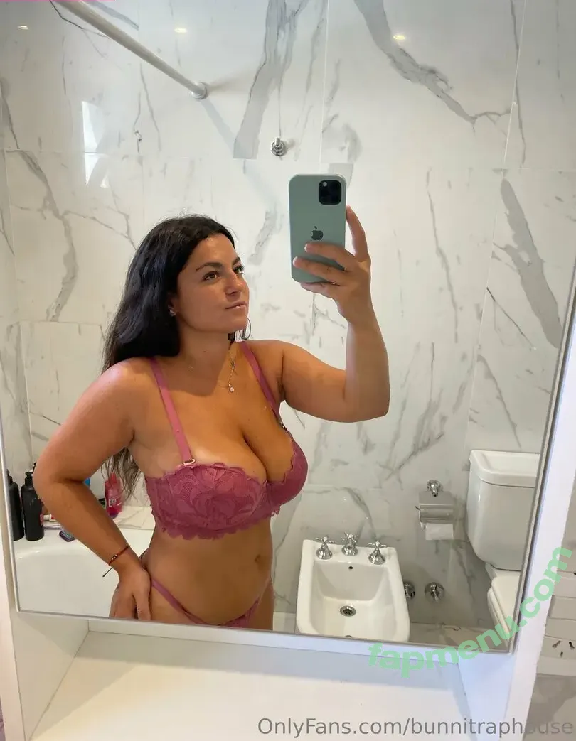 bunnitraphouse nude photo #0014 (bunnitraphouse)