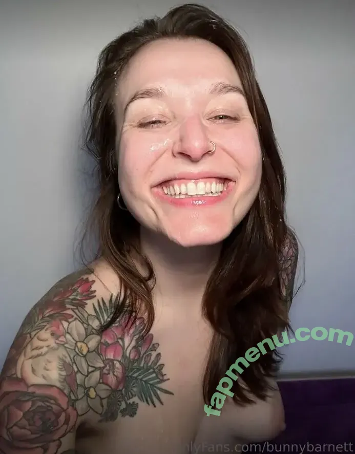 Bunny Barnett / thedolphingirl nude photo #0001 (bunnybarnett)