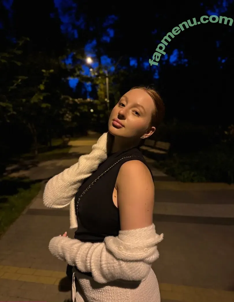 bunny_emilia nude photo #0072 (emiliaofficial_)