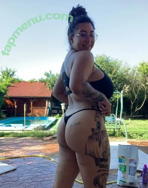 bunny_madelline nude photo #0108 (bunny-madeline / madelinetheperson / madellinebunny)