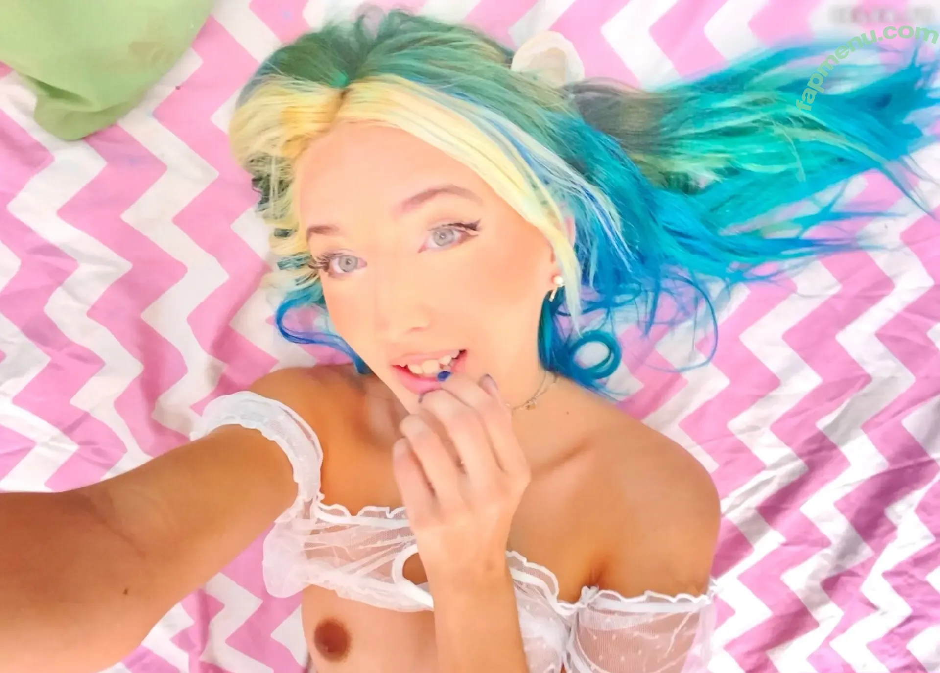 bunny8alice nude photo #0768 (bunny8alice)