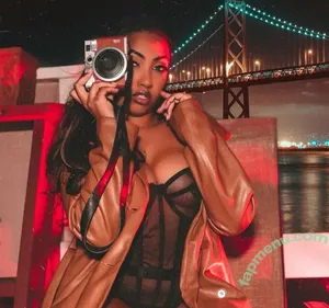 bunnybeauxo / stasiasnakes / xomgitsbunnie nude photo #0012