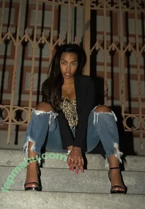 bunnybeauxo / stasiasnakes / xomgitsbunnie nude photo #0025